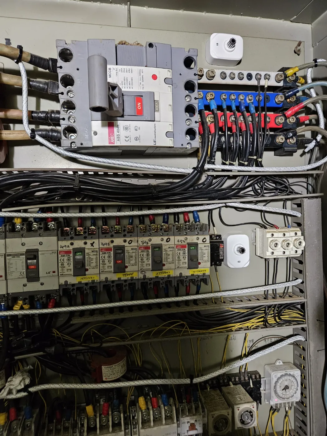 Fire detection sensors around breakers · terminal blocks
